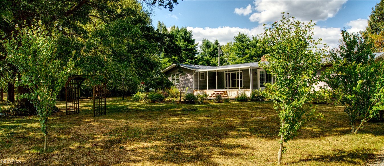 Charming 3-Bedroom Ranch on Over 7 Acres – Free Natural Gas, Pole Barn, & Horse Stalls!
Welcome to your private slice of country paradise! This spacious 3-bedroom, 2-bath ranch is nestled on over 6 acres of open land, offering the perfect blend of peaceful rural living and everyday convenience.
Inside, you'll find a comfortable and functional layout with spacious bedrooms, a bright living area, and a cozy kitchen ideal for family gatherings and a double fireplace. The primary suite includes a private bath for added comfort.
But the real magic is outside! Enjoy free natural gas (a rare and valuable perk!), a large pole barn for storage or hobbies, and horse stalls ready for your four-legged companions. Whether you're looking to start a small farm, raise animals, or simply enjoy wide-open spaces, this property has everything you need.
Perfect for homesteaders, hobby farmers, or anyone craving space and self-sufficiency, this property is a rare find. Don’t miss the opportunity to own a little piece of the countryside with all the right amenities already in place!