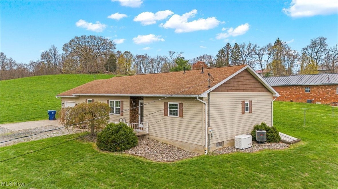 17050 Blackstocking Road, Caldwell, Ohio image 29