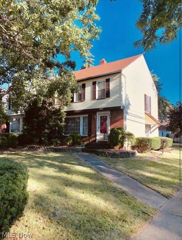 S H Kleinman Realty Cos Shake - Residential