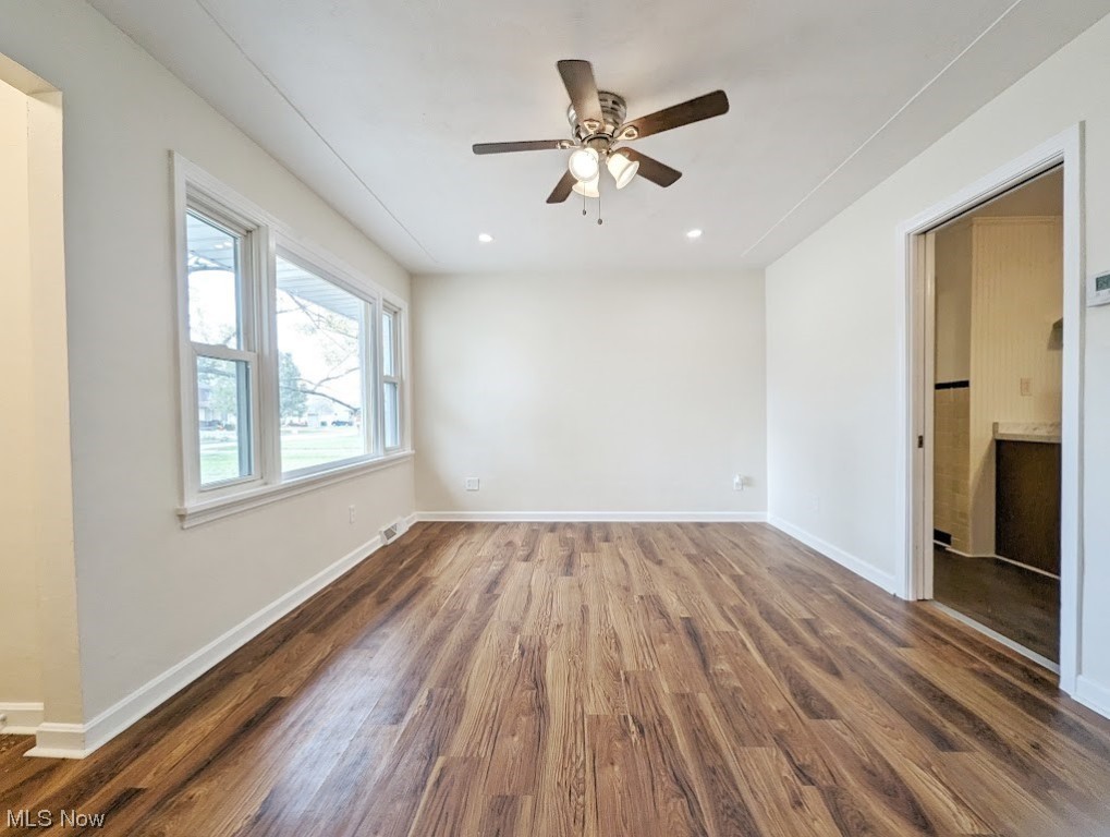 Sunset Country Club - Residential Income