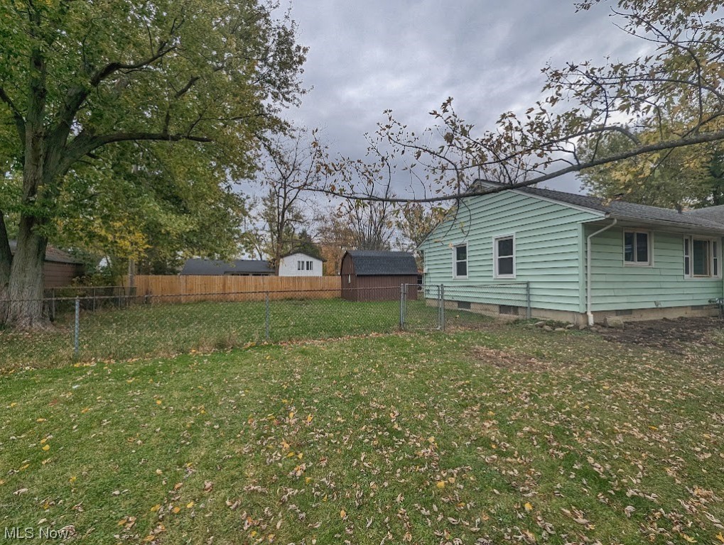 Sunset Country Club - Residential Income