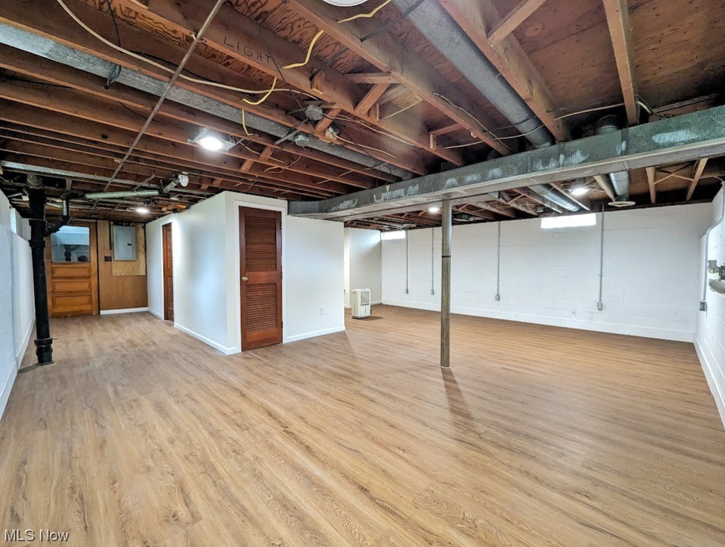 Sunset Country Club - Residential Income