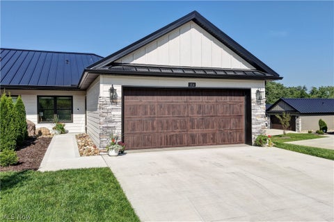 Condo For Sale - 1014 Beech Avenue<br/> Millersburg, OH 44654