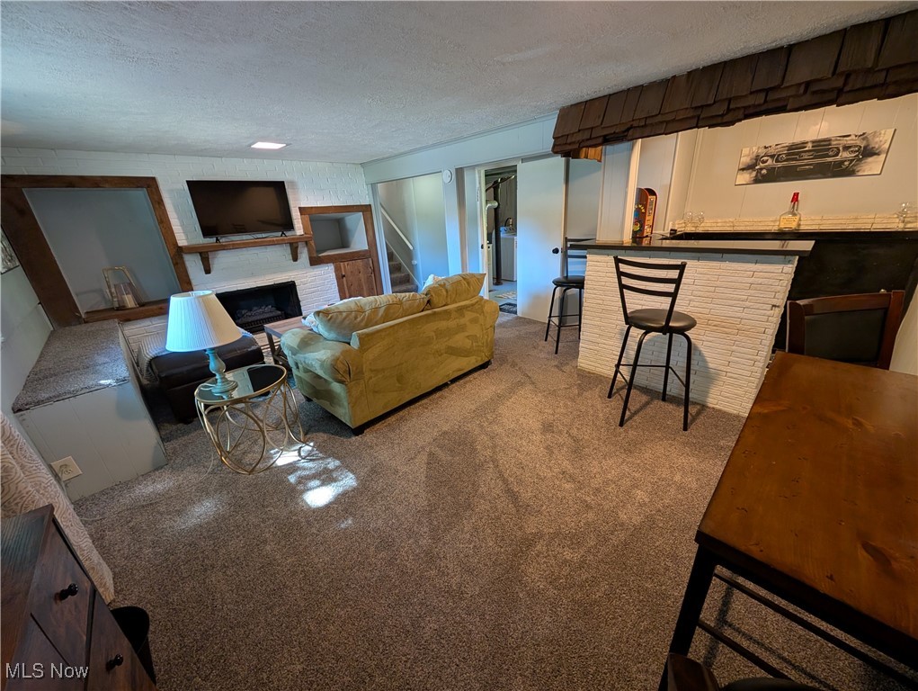 Parkway Estate #2 - Residential Lease