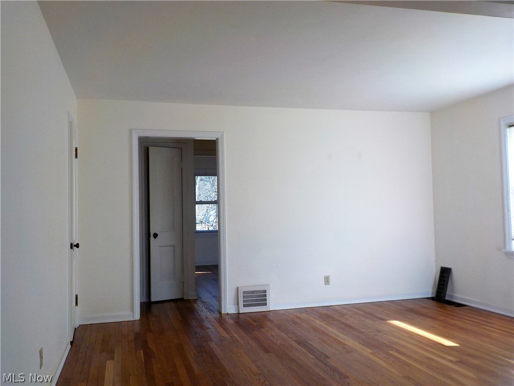 Kempers Clague Manor - Residential