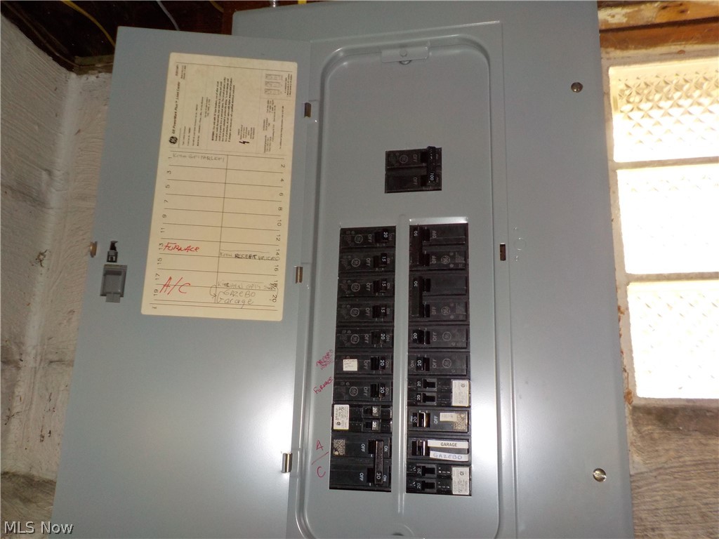 Kempers Clague Manor - Residential