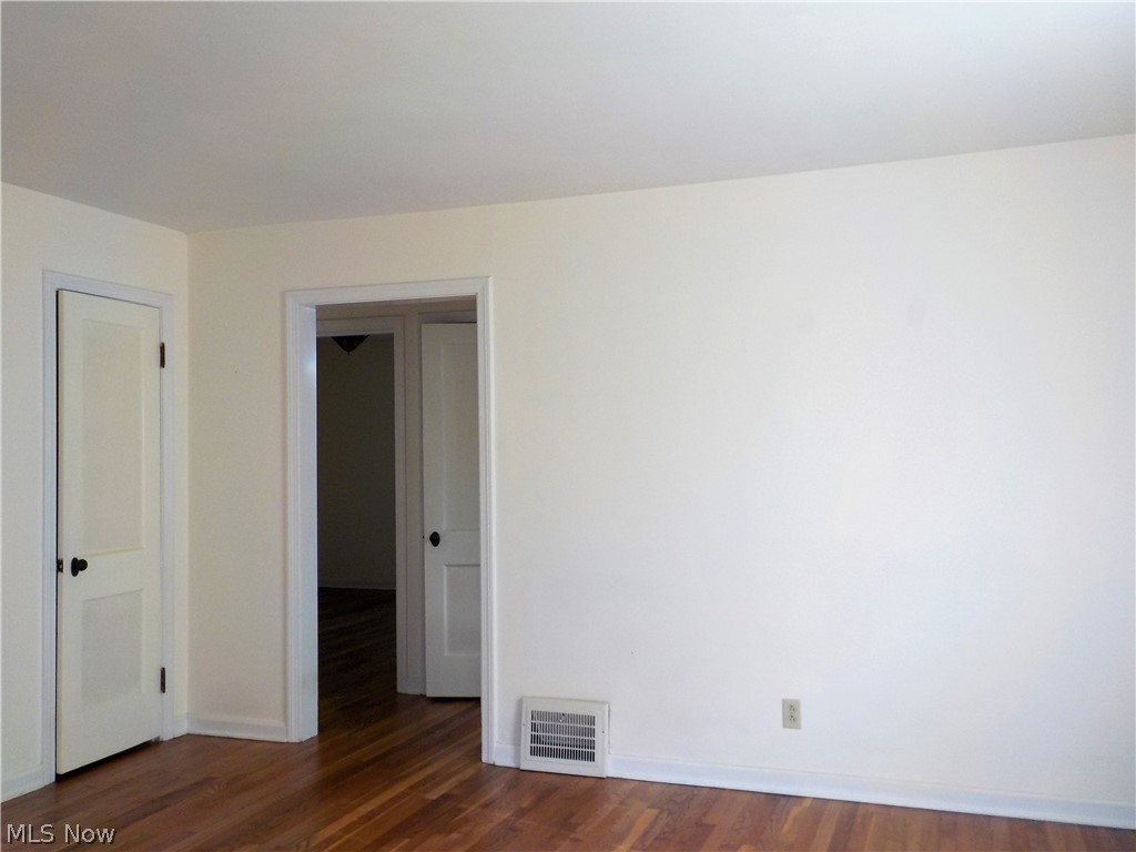 Kempers Clague Manor - Residential