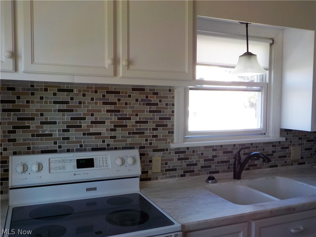 Kempers Clague Manor - Residential