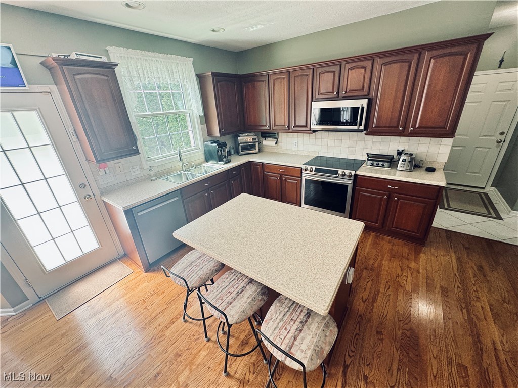 Eastwicke Farms Ph V - Residential Lease