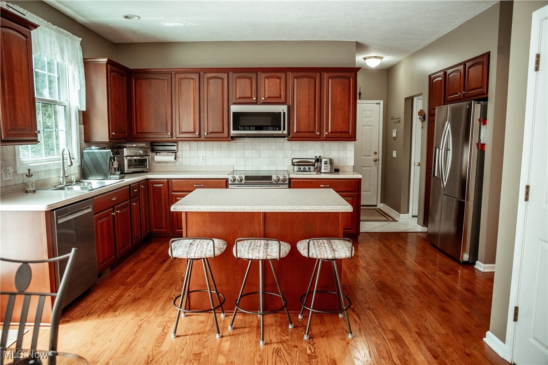 Eastwicke Farms Ph V - Residential Lease