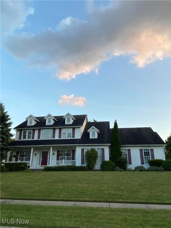 Welcome to Eastwick Farms, 4 or 5 Bedroom, 4 bath, 3 car garage.
Tenant pays all utilities, lawn care, snow removal.