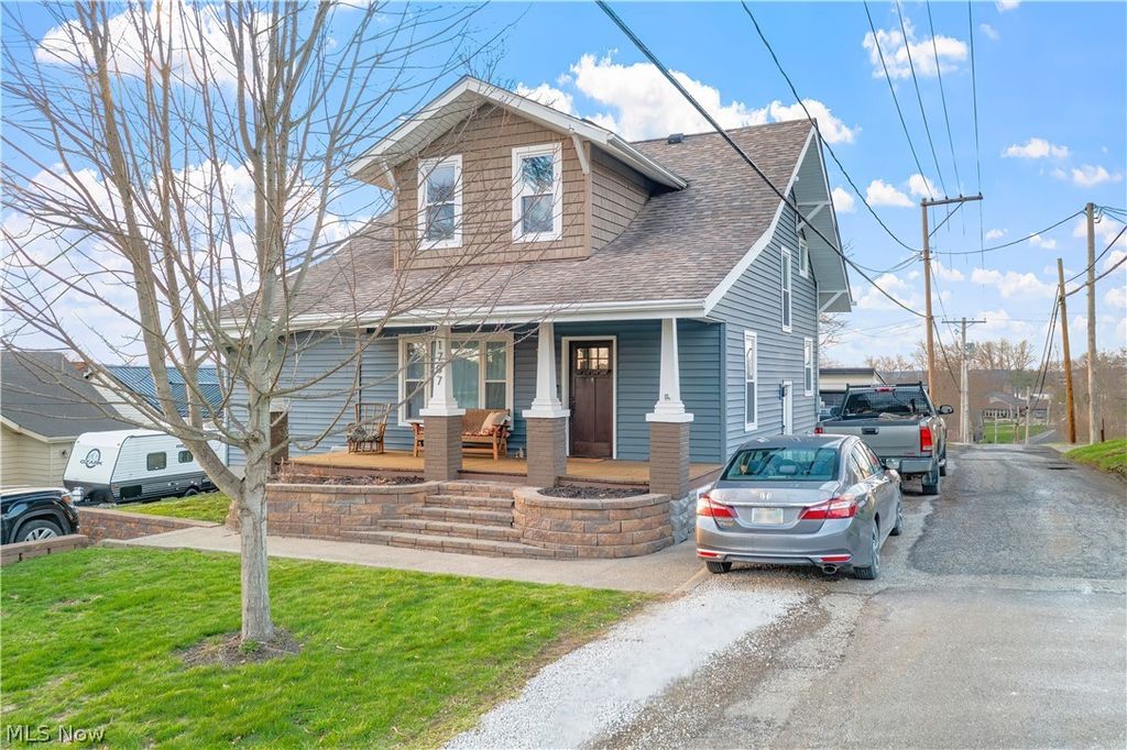 Photo of 1707 Scott Avenue, Cambridge, OH 43725 (MLS # 5194801)