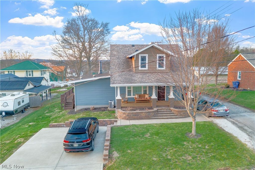 Photo of 1707 Scott Avenue, Cambridge, OH 43725 (MLS # 5194801)