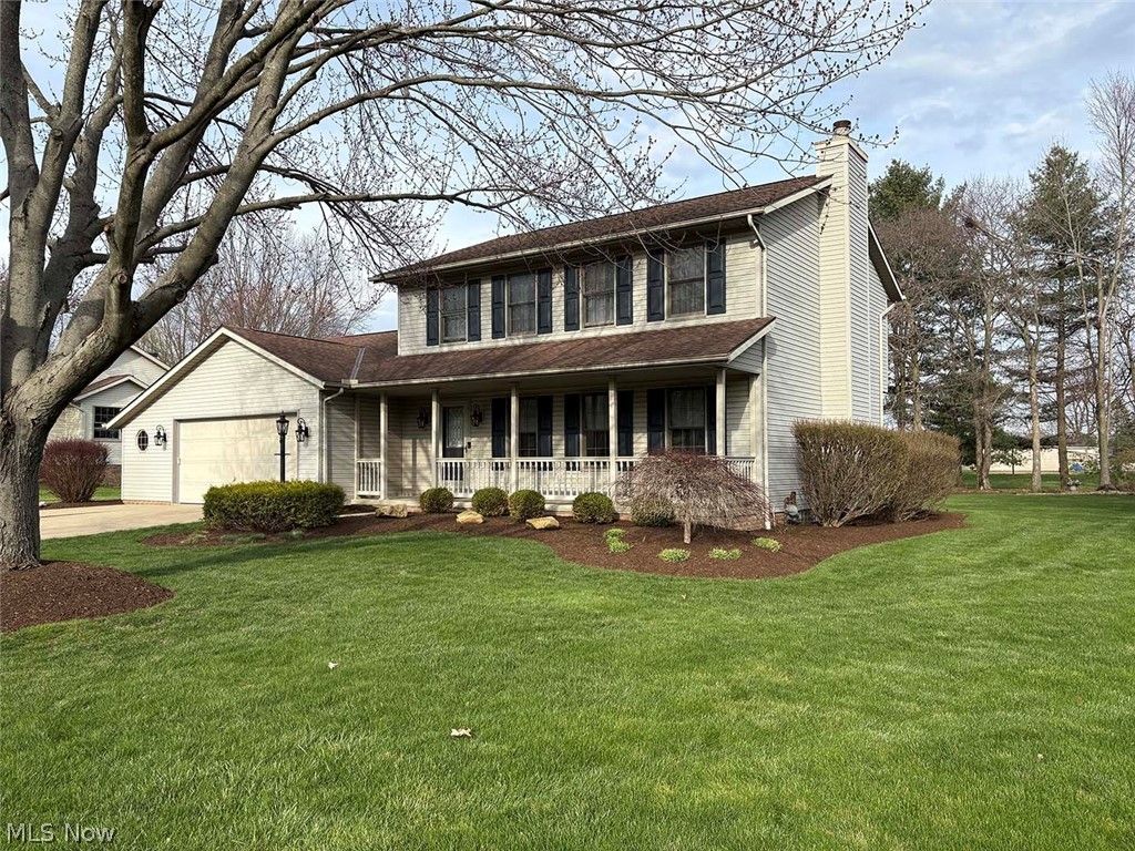 Photo of 5554 Ashbrook Street, Louisville, OH 44641 (MLS # 5197249)