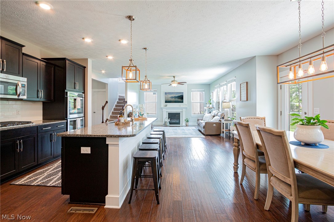 Kings Ridge Ph Five - Residential