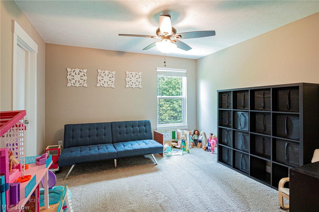 Kings Ridge Ph Five - Residential