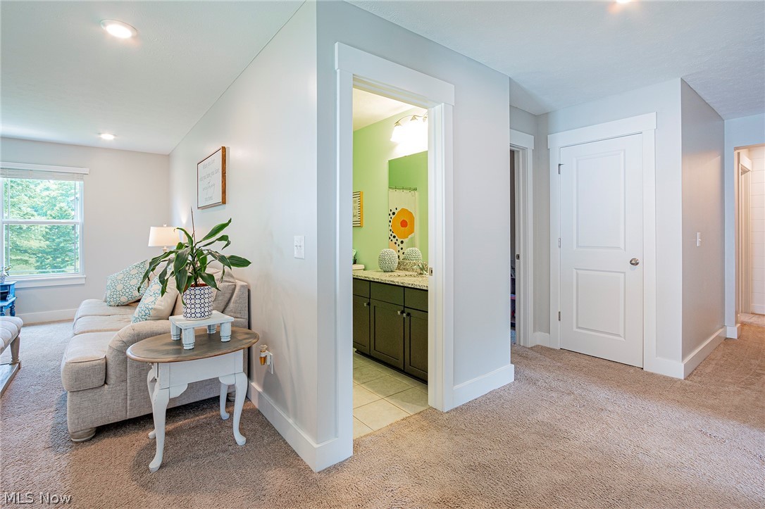 Kings Ridge Ph Five - Residential