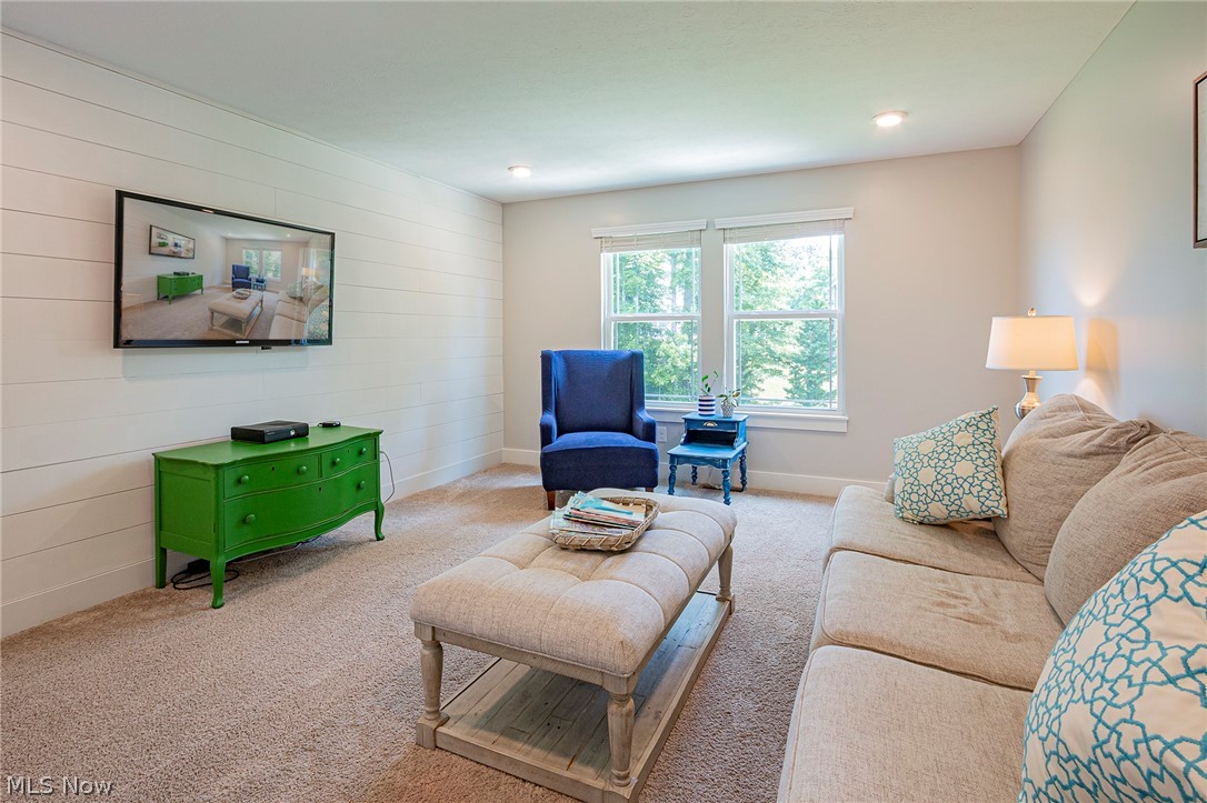 Kings Ridge Ph Five - Residential