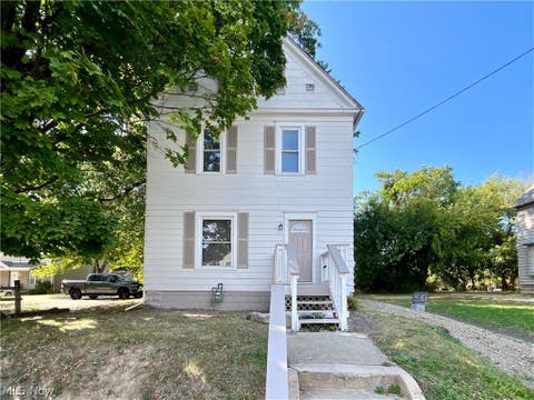 Photo of 480 Spicer Street, Akron, OH 44311 (MLS # 5239525)