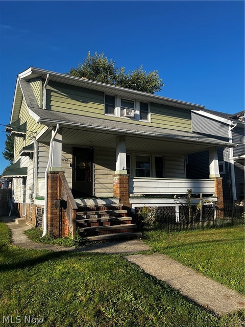 Homes For Sale - 2710 Colburn Avenue<br/> Cleveland, OH 44109