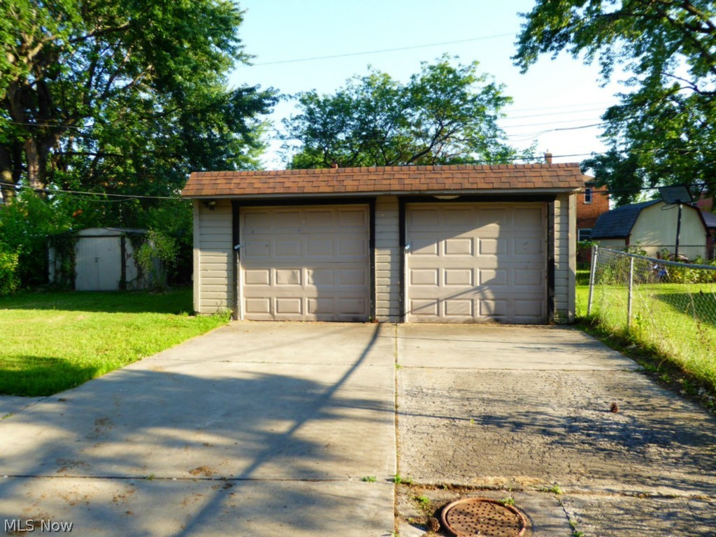 Erie Shore - Residential Income