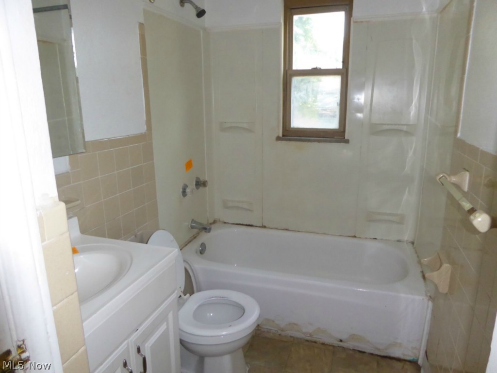 Erie Shore - Residential Income