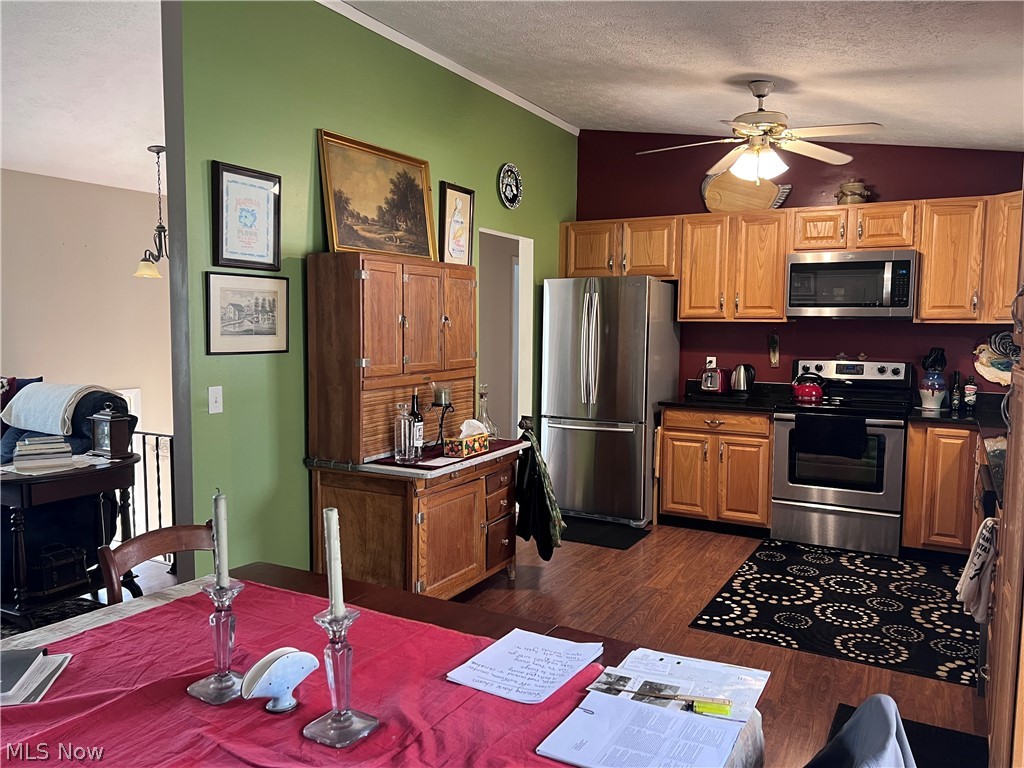 Waldenmyers Lakeside Add - Residential