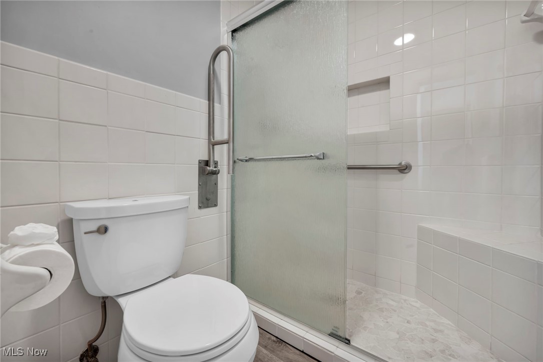 4939 Glenwood Avenue, Willoughby, Ohio image 33