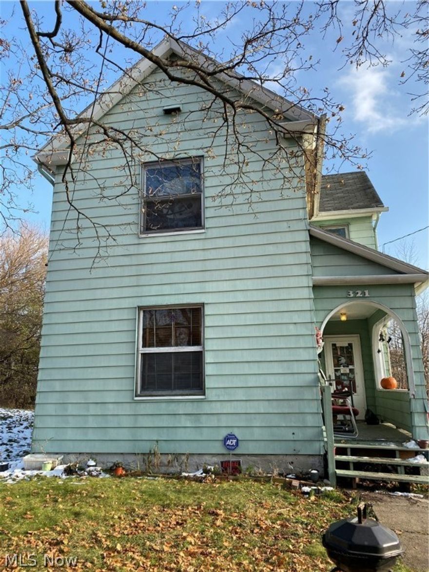 Excellent investment property. Has long term tenant living in property! Tenant pays 446/month section 8 rent. Please call to schedule a showing.