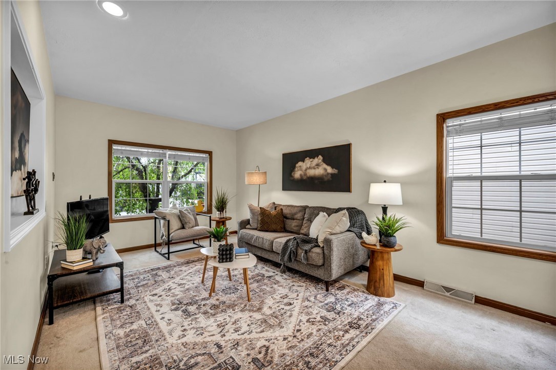 2239 W 20th Street, Cleveland, Ohio image 8