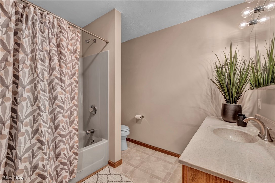 2239 W 20th Street, Cleveland, Ohio image 32