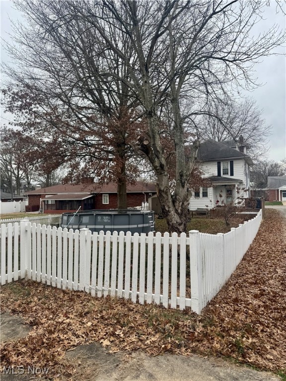 Being Lt In Claytons Sub - Residential