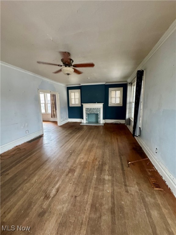 Being Lt In Claytons Sub - Residential