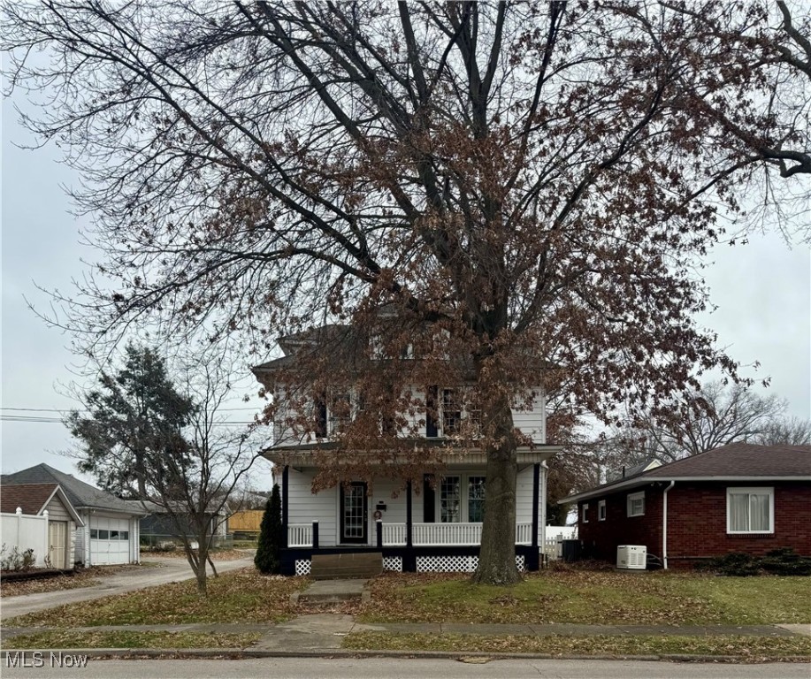 Being Lt In Claytons Sub - Residential