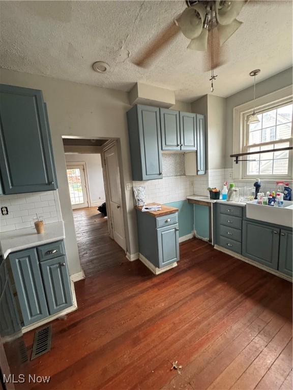 Being Lt In Claytons Sub - Residential