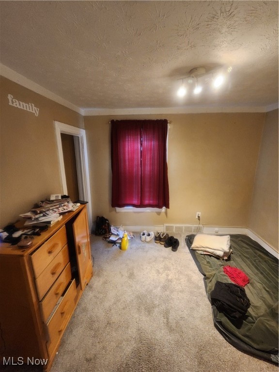 William Wattermans & H Porter - Residential Income