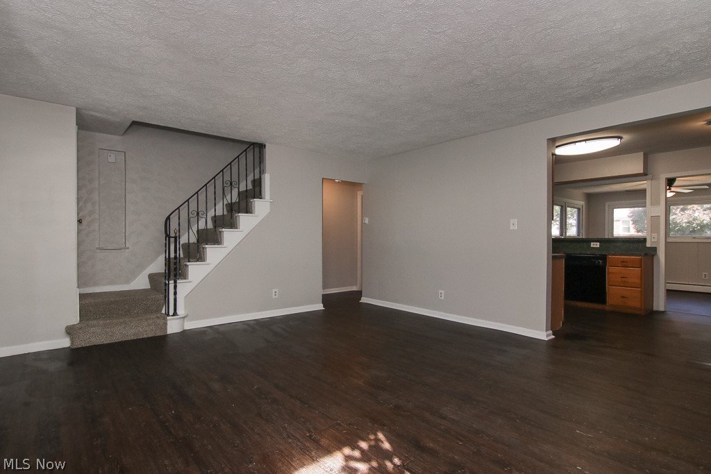 Sherwood Forest - Residential Lease