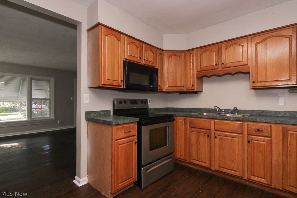 Sherwood Forest - Residential Lease