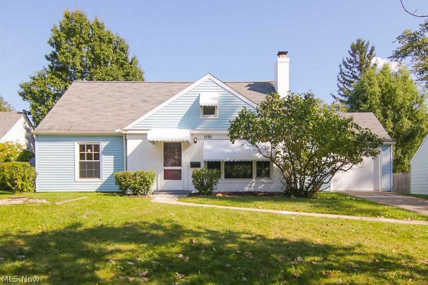 1755 E 236th St., Euclid - Gorgeous 4 bed 2 bath home!

$1,015 rent / $1,015 deposit
$20 application fee per adult
1-2 pets OK with additional deposit
NO CMHA / NO SMOKING

AMAZING opportunity in this recently refinished 4 bedroom 2 bathroom slab bungalow home that offers it ALL! Open concept 1st floor has mud room/laundry room with washer/dryer hook ups, eat in kitchen is open the large living room, back den/dining area and there is a full bathroom on BOTH FLOORS! The kitchen offers stove, fridge, microwave & dishwasher for tenant to utilize! Wrap around cabinetry/countertops make this kitchen a dream! New high end plank flooring throughout the home! 1 car attached garage and rear patio and fully fenced in yard! Home does not offer central air.

Tenant pays all utilities incl. water/sewer/trash, gas and electric and is responsible for lawn care & snow removal.