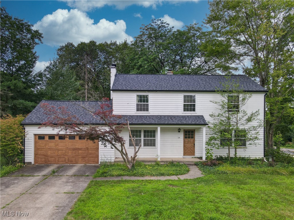 Investor Special!! This home is ready to be brought back to life. Major items already completed: Roof/Gutters-2023, AC-2024, Water Tank-2018, plumbing/gas lines from street to house-2024. Home has lake and beach access included with the HOA and a lifeguard is on duty all summer long. Sidewalks to Downtown Hudson and Cascade Park.