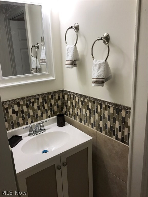 Carrie M Tav Adn - Residential