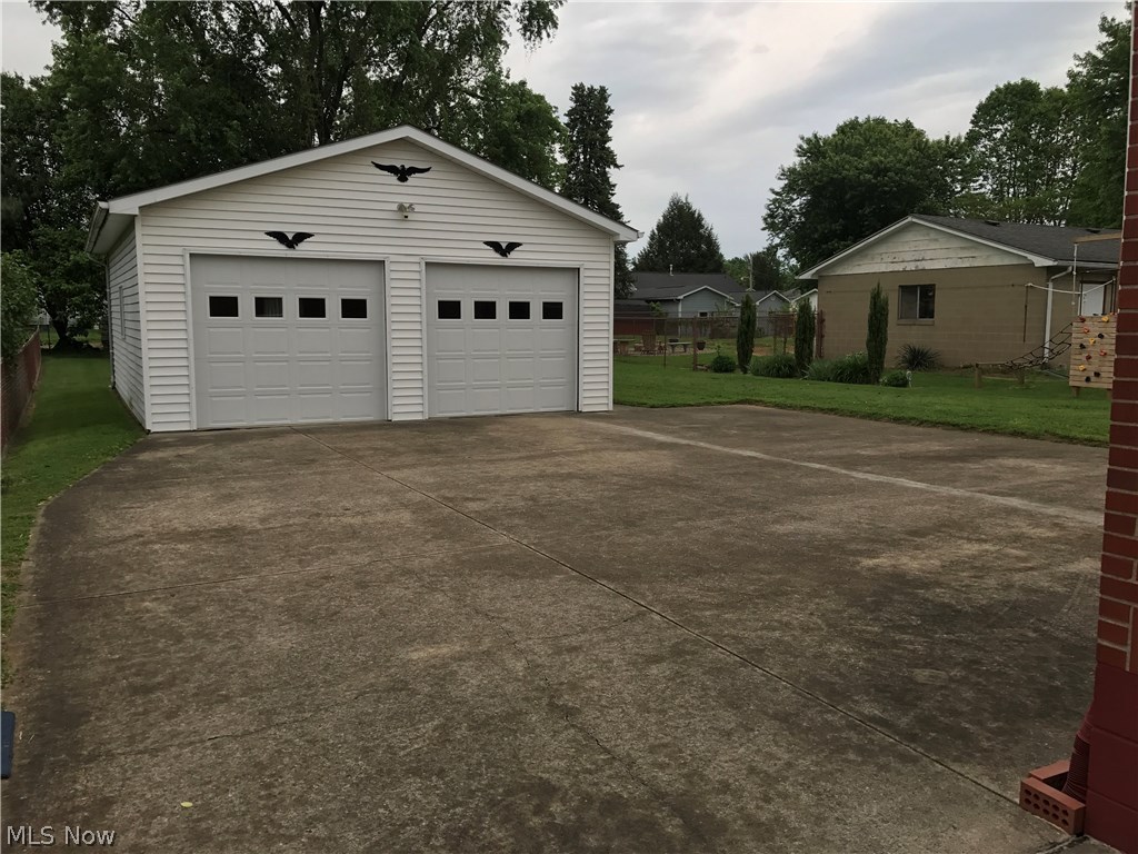 Carrie M Tav Adn - Residential