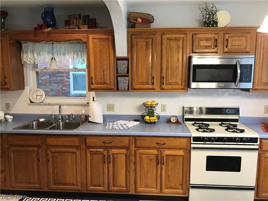 Carrie M Tav Adn - Residential