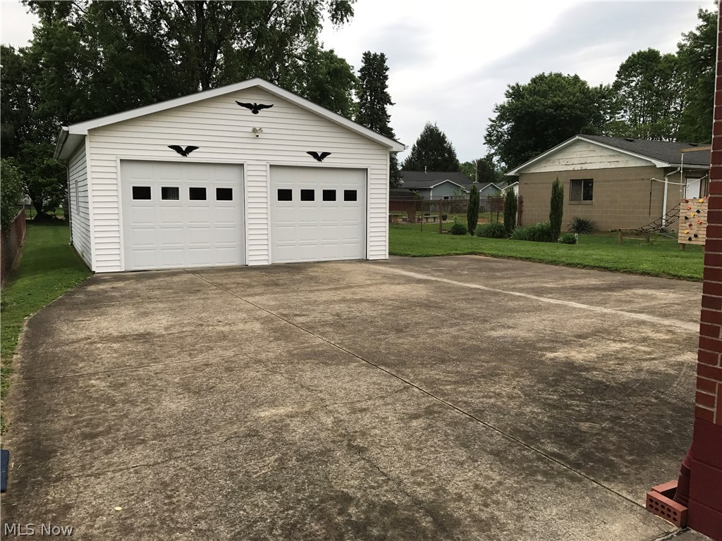 Carrie M Tav Adn - Residential