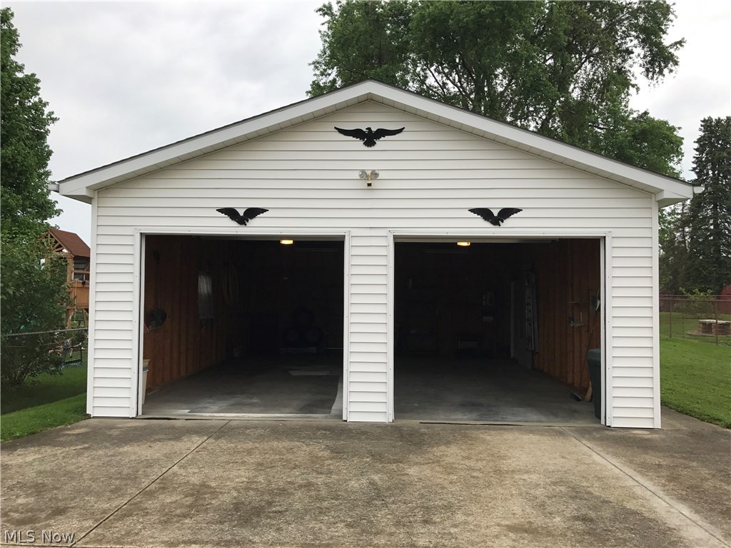 Carrie M Tav Adn - Residential