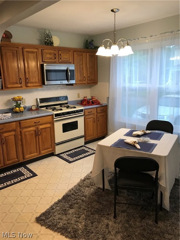 Carrie M Tav Adn - Residential