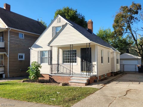 Homes For Sale - 8509 Jeffries Avenue<br/> Cleveland, OH 44105