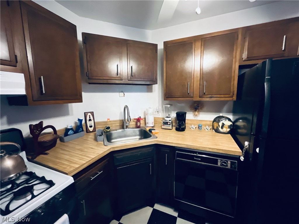Clague Towers - Residential