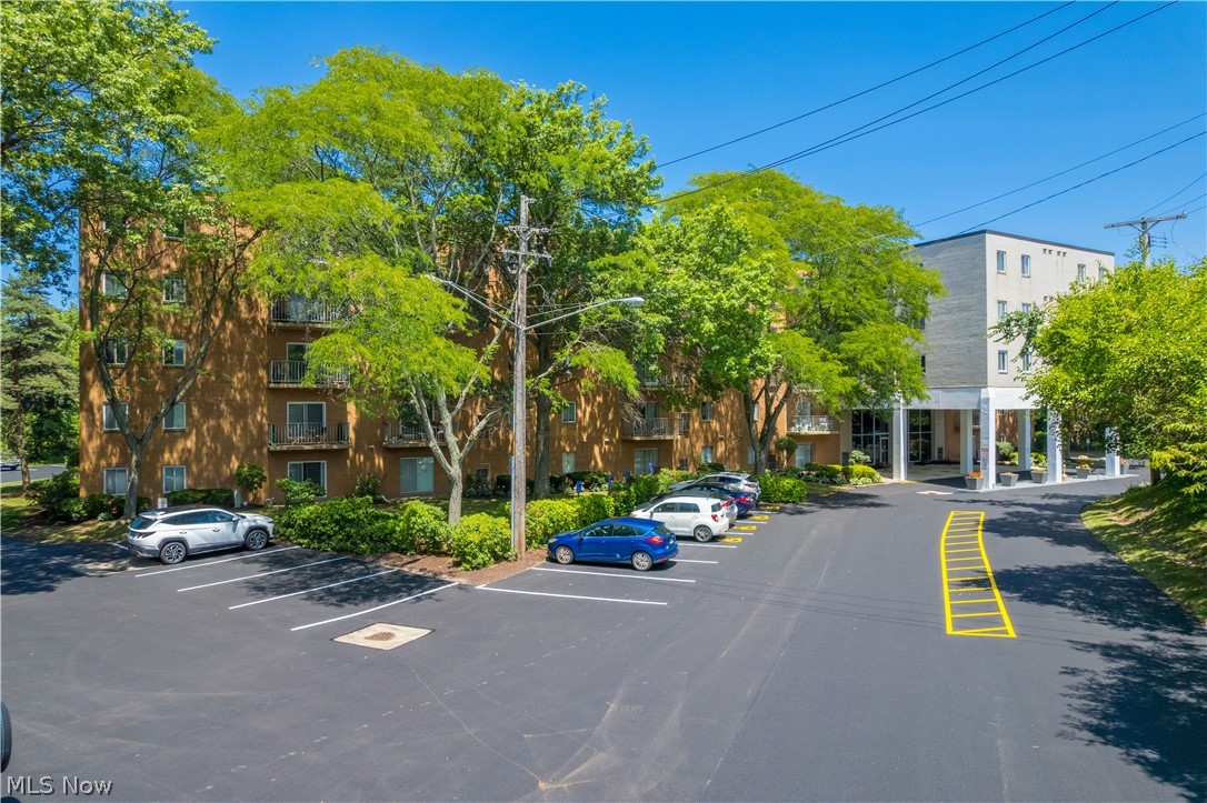 3675 Clague Road 306