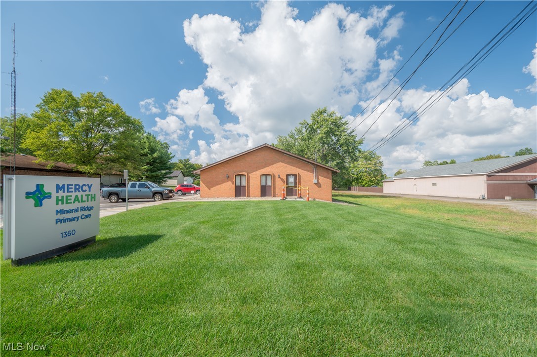 Village/Mineral Rdg - Commercial Sale